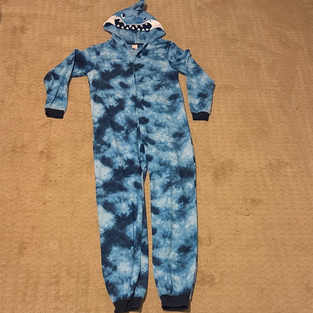 Cat & Jack Blue Tie-Dye Shark Footie